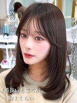 ミリバイアフロート(MIRI by AFLOAT) 【島田佑】ミディアムレイヤーカットグレージュ顔周りカット