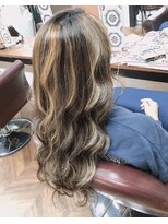 マルカ ヘアー(MARKA hair) くっきりハイライト♪マーメイドゴールドアッシュ♪