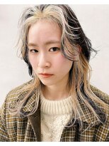 キピ(KIPI) 【早瀬忍　梅田中津】ウルフカット×デザインカラー