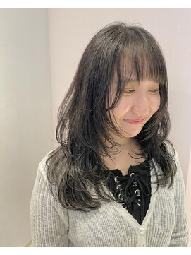 リング(Ring) ふんわりウルフ風レイヤーカット