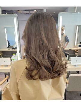 ウェイズ トウキョウ(Ways TOKYO) まろやかなオリーブベージュ