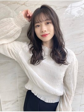 オーロ 緑地公園店(ORO) セミウェットウェーブで小顔見せ