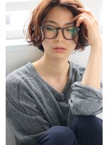 ツウィ(twi)&nbsp;【twi】センターパートウェーブショートボブ