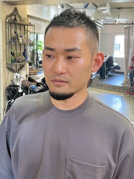 アンリ(Henri) [オカダケント]モヒカンベリーショートヘア