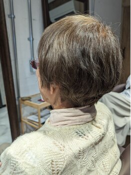 ギア(gear)の写真/悩める大人女性のお悩み改善サロン♪白髪ぼかしで、お洒落に白髪を目立たせない！上品な仕上がりに★