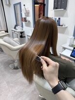 リック(lic)&nbsp;【吉祥寺lic/近藤】ハイトーンでも艶のでやすい髪質へ