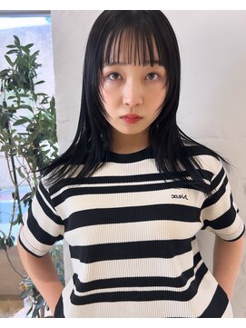 スタン 渋谷(Stam) 黒髪ミディアムレイヤーヘアフェイスレイヤーカットバングカット