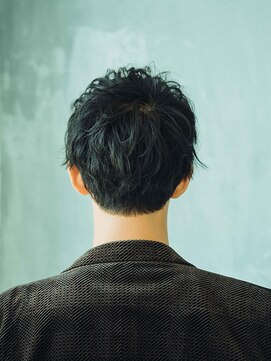 アジュール 倉敷店(Azule) Azule/マッシュショート/ブラック