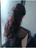 三つ編みハーフアップスタイル
