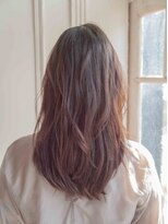 シェルク バイ シャッセ(cerc by SASE)&nbsp;ラフなセミロングスタイル