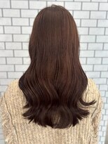 アイリス 天文館店(AIRIS)&nbsp;レッドブラウンカラー 暖色カラー 韓国風くびれヘア 20代 艶髪