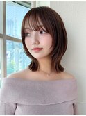 面長シースルーぱっつんバング小顔レイヤーミントグレージュ20代