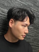 プレミアムバーバー 原宿店(PREMIUM BARBER produce by HIRO GINZA)&nbsp;ツーブロックフェードセンターパート