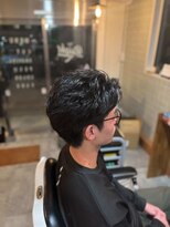 ザ ブライト バーバー(The BRIGHT BARBER)&nbsp;フェザーパーマスタイル　鋏仕上げ