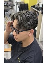 アフューズバイストゥー(Vfuse by StueW)&nbsp;センターパート×ハイライト×ニュアンスパーマ