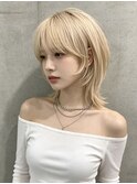 ハイライトカラーショートレイヤーミルクティーグレージュウルフ