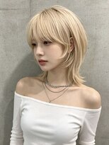 エイチ 大阪梅田(H)&nbsp;ハイライトカラーショートレイヤーミルクティーグレージュウルフ