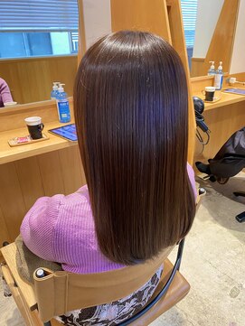 アンフィ 東京(Amphi) 【理想の艶髪へ!!髪質改善ULTOWAトリートメント♪】