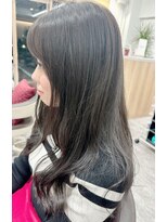 ウイ バイ ファースト 北四番丁店(u'i by first)&nbsp;上品艶感アッシュグレージュ☆美髪カラースーパーロング