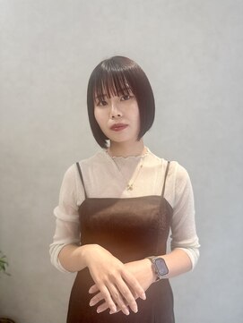 フレーム 博多店(FRAME) コンパクト切りっぱなしボブ×チェリーレッドカラー【福岡博多】