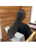艶感たっぷりグレージュフェミニンロング
