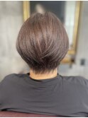 ショートボブ