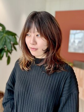 エコール(EcorE) ★顔まわりが可愛いミディアムウルフ