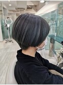 スモーキーアッシュショートボブ