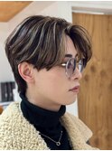 メッシュキャップ毛流れセンターパートニュアンスパーマ