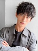 大人爽やかヘアサーフカール無造作ブルーブラック前髪パーマ