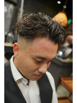 スリーセント 栄(3/cent) スパイラルパーマ