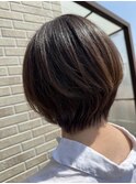 ショートボブ
