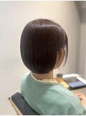 マロンブラウン×ぱつっとショートボブ