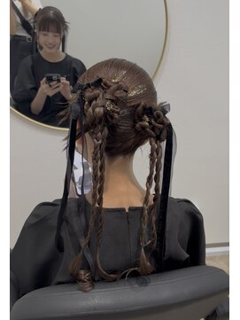 個性派ヘアアレンジ