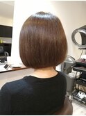 前下がりボブ
