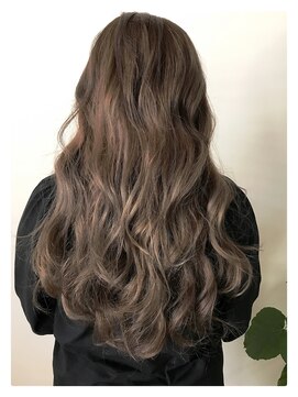 リシェ(reche) 透け感たっぷりグレージュ