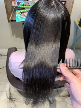 バレアリカ (Balearica) ロングレイヤー×縮毛矯正<鳥取駅店&湖山駅店(鳥取大学前駅1駅)>