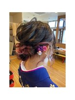 キキ 美容室(KIKI) 袴ヘア