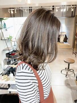 美容室 ツリー(Tree) ノンブローでおさまる大人スタイル『Tree hairsalon 』本厚木