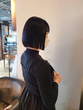 ブロック ジャポン(bloc japon) 切りっぱなしパツっとボブ