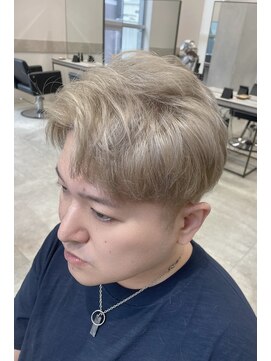 エイト ヘアサロン 渋谷本店(EIGHT) 海外風カラー×刈り上げショート