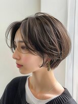 レヴ 草加店(LEV.)&nbsp;美髪 ホワイトブロンド 外ハネボブ ワイドバング