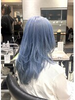 マジコ 原宿(Magico)&nbsp;ペールブルー/ブルー/ロング/ブリーチ/ダブルカラー