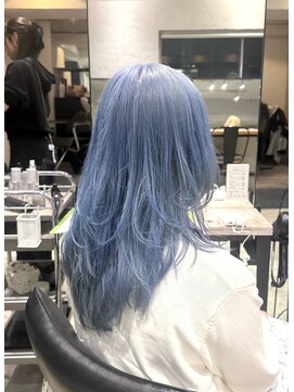 マジコ 原宿(Magico) ペールブルー/ブルー/ロング/ブリーチ/ダブルカラー