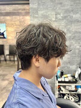 アノ(Ano.) 大分シャドウパーマメンズマッシュ波巻きパーマツイストパーマ