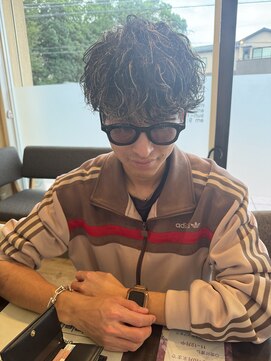 ヘア ロンドン カフェ(HAIR LONDON CAFE) 波巻きスパイラルパーマ