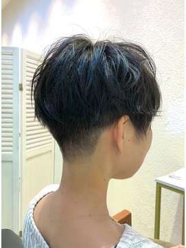 ピアーネ(PIANE) 刈り上げマッシュショート