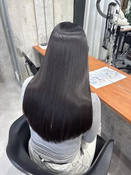 サクラ オモテサンドウ(SAKURA) 黒髪で差をつけるなら艶！！