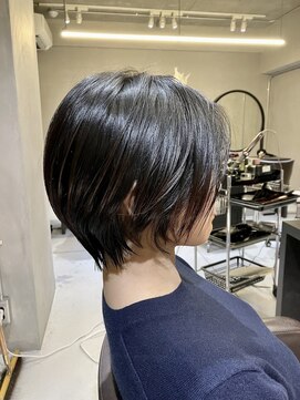 クロワ(croix) 上品大人ショート