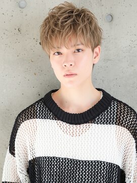 NYNY MEN 桂店【メンズサロン/メンズカット/メンズパーマ】【11/1OPEN(予定)】 メンズマッシュ×ハイトーン×無造作ヘア